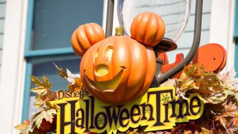 The Holiday season is about to begin, so Disneyland is now preparing for its spooktacular Halloween. 