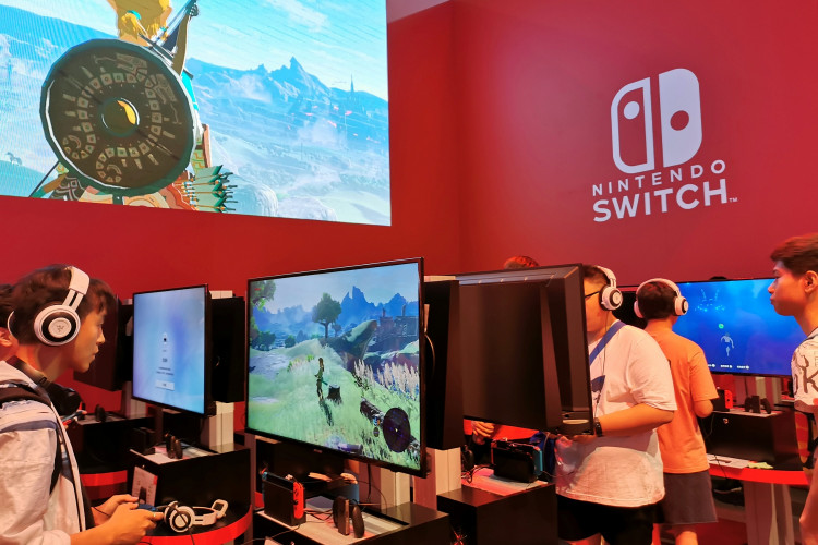 Nintendo Switch