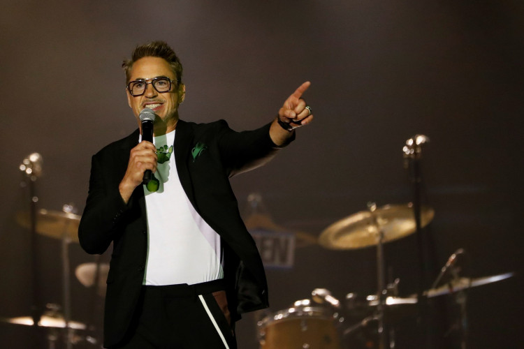 Robert Downey Jr. speaks on stage before The Rolling Stones' No Filter U.S. Tour at Rose Bowl Stadium in Pasadena