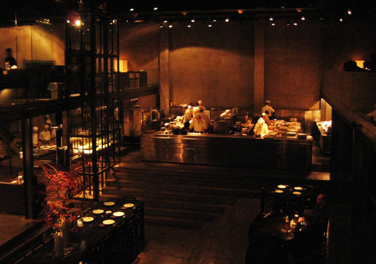 Shanghai has many different cuisines to offer from the most affordable street food to the best Michelin star restaurants. 