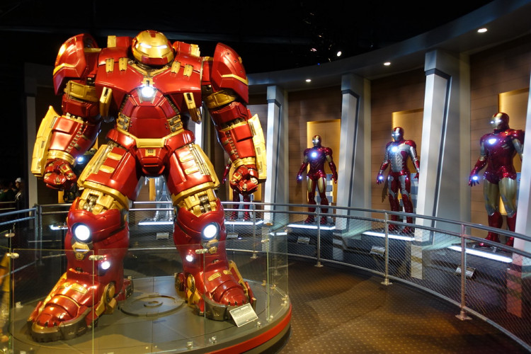 Disneyland and Marvel fans can now celebrate as Disneyland Paris gives a glimpse of the first-ever Marvel-themed hotel. 