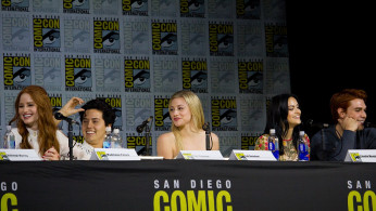 Riverdale Cast & creators panel at SDCC 2017