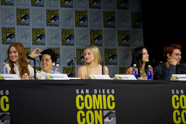 Riverdale Cast & creators panel at SDCC 2017