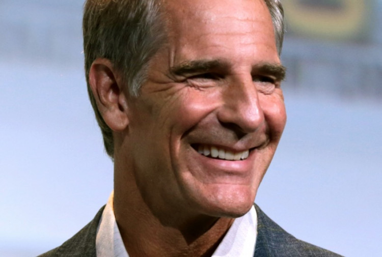 Scott Bakula